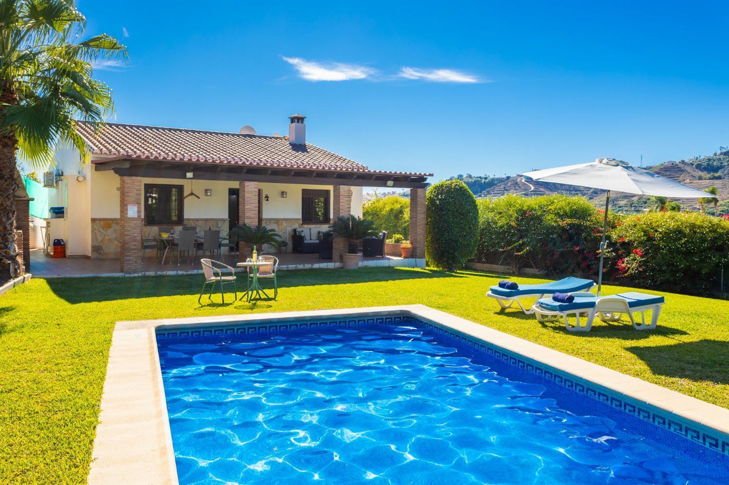 Villa Loli Imaroga One Nerja Kültér fotó