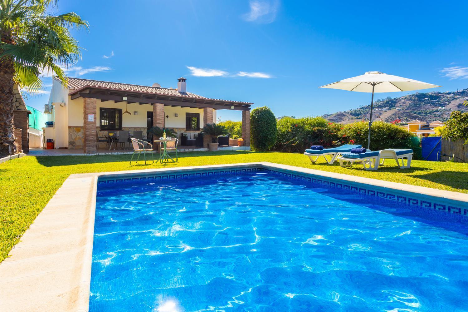 Villa Loli Imaroga One Nerja Kültér fotó